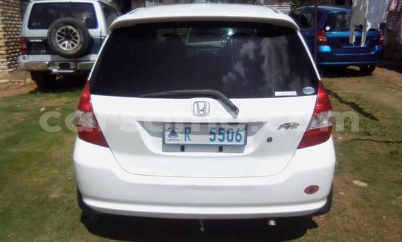 اشتري مستعمل Honda FIT White سيارة في Maseru في Maseru اشتري مستعمل Honda FIT White سيارة في Maseru في Maseru