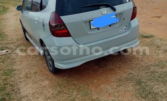 اشتري مستعمل Honda FIT White سيارة في Maseru في Maseru اشتري مستعمل Honda FIT White سيارة في Maseru في Maseru