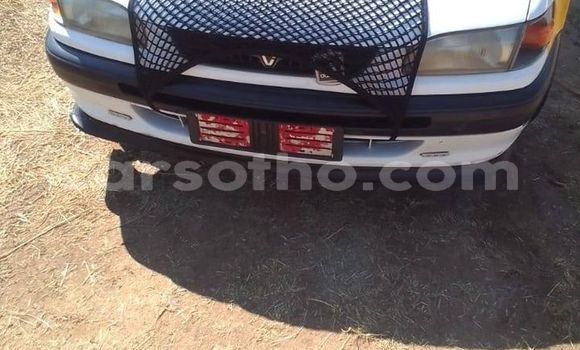 اشتري مستعمل Toyota Corolla White سيارة في Maseru في Maseru اشتري مستعمل Toyota Corolla White سيارة في Maseru في Maseru