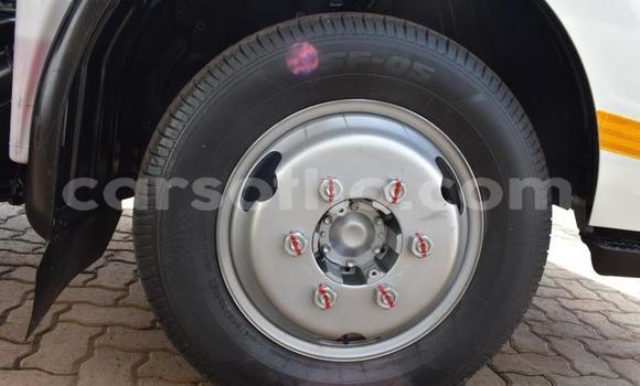 اشتري مستعمل Toyota Dyna White شاحنة في Butha–Buthe في Thaba-Tseka اشتري مستعمل Toyota Dyna White شاحنة في Butha–Buthe في Thaba-Tseka