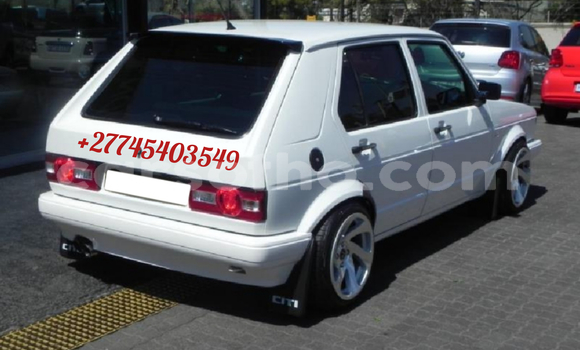 Sayi Na hannu Volkswagen Golf White Mota in Butha Buthe a Butha-Buthe Sayi Na hannu Volkswagen Golf White Mota in Butha Buthe a Butha-Buthe