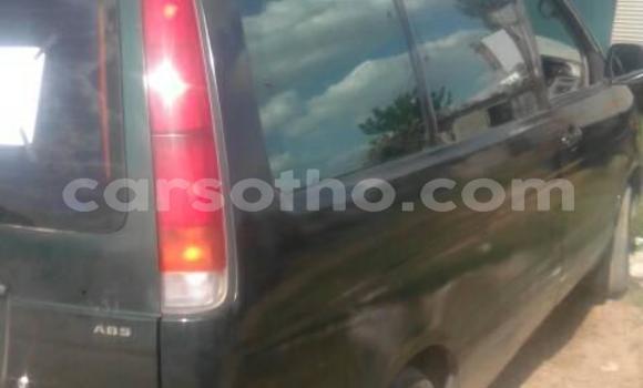 Sayi Na hannu Toyota Noah Green Mota in Maseru a Maseru Sayi Na hannu Toyota Noah Green Mota in Maseru a Maseru