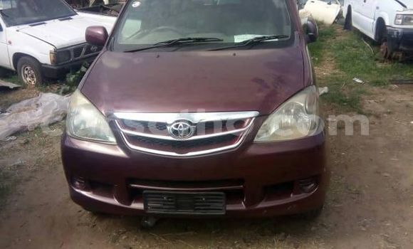 Sayi Na hannu Toyota Avanza Red Mota in Maseru a Maseru Sayi Na hannu Toyota Avanza Red Mota in Maseru a Maseru