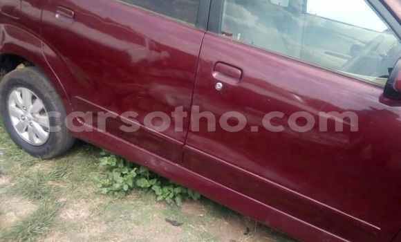 Sayi Na hannu Toyota Avanza Red Mota in Maseru a Maseru Sayi Na hannu Toyota Avanza Red Mota in Maseru a Maseru