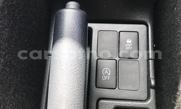 اشتري مستعمل Toyota Vitz Black سيارة في Maseru في Maseru اشتري مستعمل Toyota Vitz Black سيارة في Maseru في Maseru