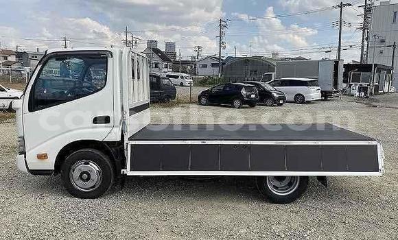 Buy Used Toyota Dyna White Car in Maseru in Maseru Buy Used Toyota Dyna White Car in Maseru in Maseru