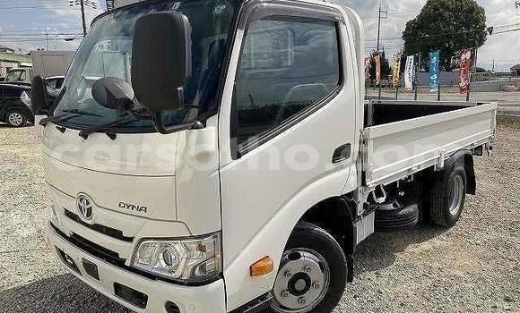 Buy Used Toyota Dyna White Car in Maseru in Maseru Buy Used Toyota Dyna White Car in Maseru in Maseru