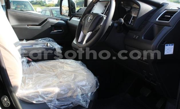 Buy Used Toyota Grand HiAce Black Car in Maseru in Maseru Buy Used Toyota Grand HiAce Black Car in Maseru in Maseru