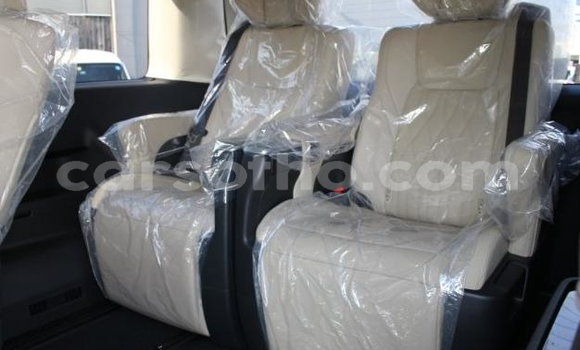 Buy Used Toyota Grand HiAce Black Car in Maseru in Maseru Buy Used Toyota Grand HiAce Black Car in Maseru in Maseru