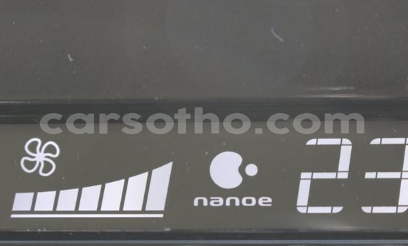 Buy Used Toyota Grand HiAce Black Car in Maseru in Maseru Buy Used Toyota Grand HiAce Black Car in Maseru in Maseru