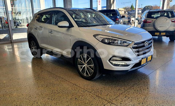 Sayi Na hannu Hyundai Tucson Silver Mota in Mafeteng a Mafeteng Sayi Na hannu Hyundai Tucson Silver Mota in Mafeteng a Mafeteng