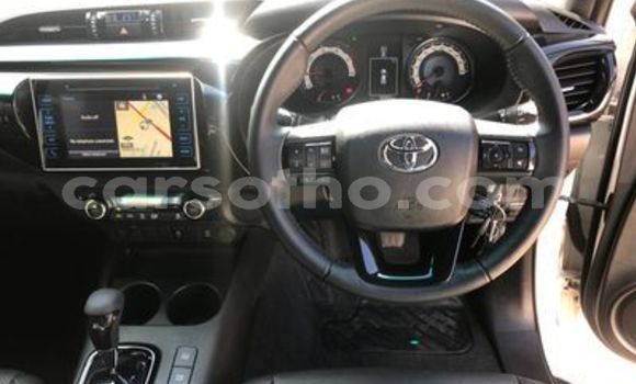 Buy Used Toyota Hilux White Car in Maseru in Maseru Buy Used Toyota Hilux White Car in Maseru in Maseru