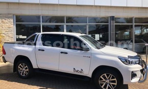 Buy Used Toyota Hilux White Car in Maseru in Maseru Buy Used Toyota Hilux White Car in Maseru in Maseru