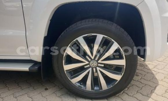 Sayi Na hannu Volkswagen Amarok White Mota in Maseru a Maseru Sayi Na hannu Volkswagen Amarok White Mota in Maseru a Maseru