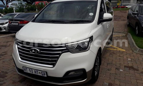 Buy Used Hyundai H1 White Car in Maseru in Maseru Buy Used Hyundai H1 White Car in Maseru in Maseru