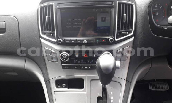 Buy Used Hyundai H1 White Car in Maseru in Maseru Buy Used Hyundai H1 White Car in Maseru in Maseru