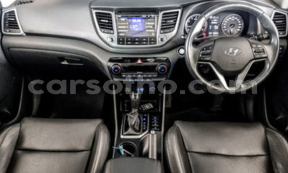 اشتري مستعمل Hyundai Tucson Silver سيارة في Maseru في Maseru اشتري مستعمل Hyundai Tucson Silver سيارة في Maseru في Maseru