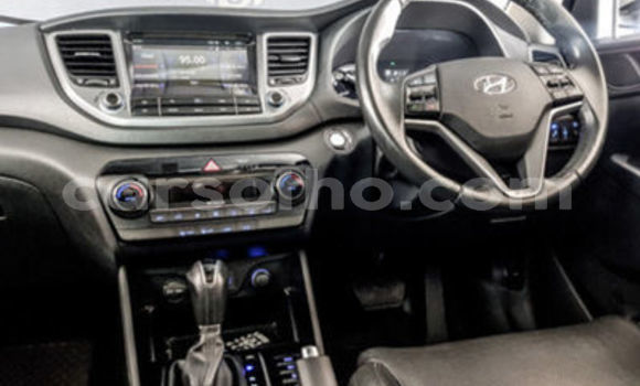 اشتري مستعمل Hyundai Tucson Silver سيارة في Maseru في Maseru اشتري مستعمل Hyundai Tucson Silver سيارة في Maseru في Maseru