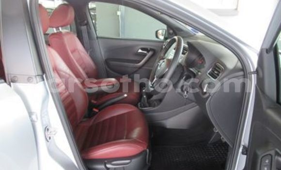 Sayi Na hannu Volkswagen Polo Silver Mota in Maseru a Maseru Sayi Na hannu Volkswagen Polo Silver Mota in Maseru a Maseru