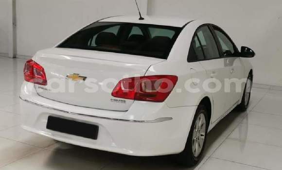 Acheter Occasion Voiture Chevrolet Cruze Blanc à Hlotse, Leribe Acheter Occasion Voiture Chevrolet Cruze Blanc à Hlotse, Leribe