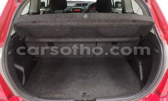 Acheter Occasion Voiture Toyota Yaris Rouge à Hlotse, Leribe Acheter Occasion Voiture Toyota Yaris Rouge à Hlotse, Leribe