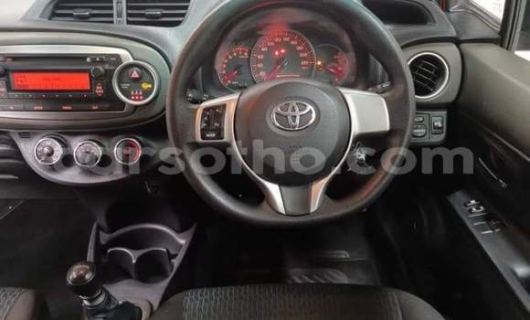 Acheter Occasion Voiture Toyota Yaris Rouge à Hlotse, Leribe Acheter Occasion Voiture Toyota Yaris Rouge à Hlotse, Leribe