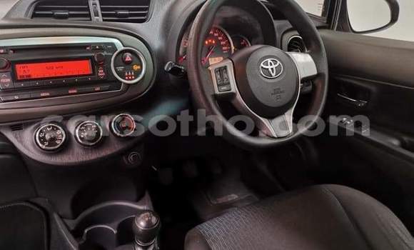 Acheter Occasion Voiture Toyota Yaris Rouge à Hlotse, Leribe Acheter Occasion Voiture Toyota Yaris Rouge à Hlotse, Leribe