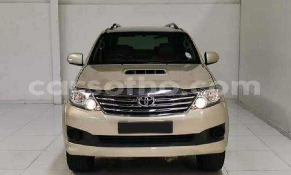 Buy Used Toyota Fortuner Other Car in Hlotse in Leribe Buy Used Toyota Fortuner Other Car in Hlotse in Leribe