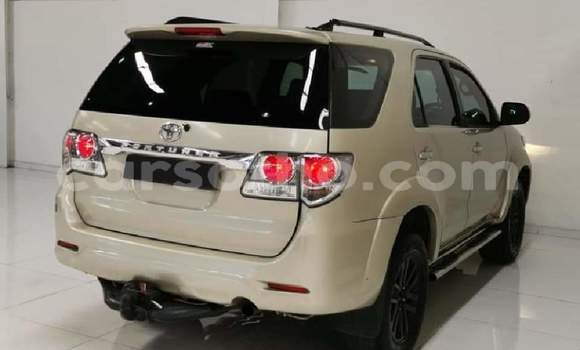 Buy Used Toyota Fortuner Other Car in Hlotse in Leribe Buy Used Toyota Fortuner Other Car in Hlotse in Leribe