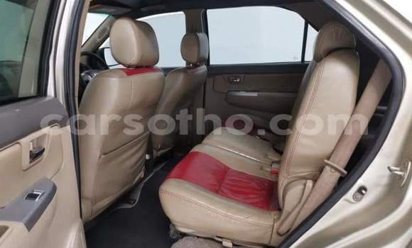 Buy Used Toyota Fortuner Other Car in Hlotse in Leribe Buy Used Toyota Fortuner Other Car in Hlotse in Leribe
