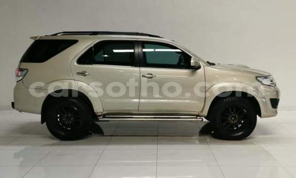 Buy Used Toyota Fortuner Other Car in Hlotse in Leribe Buy Used Toyota Fortuner Other Car in Hlotse in Leribe
