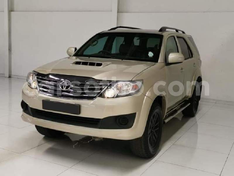 Big with watermark toyota fortuner leribe hlotse 23593