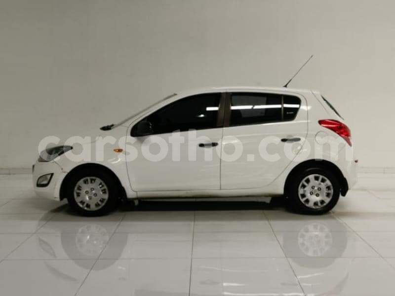 Big with watermark hyundai i20 leribe hlotse 23598