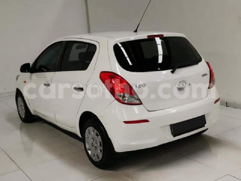 Big with watermark hyundai i20 leribe hlotse 23598