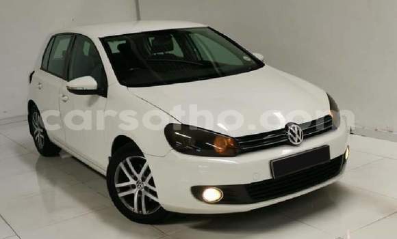 Sayi Na hannu Volkswagen Golf White Mota in Hlotse a Leribe Sayi Na hannu Volkswagen Golf White Mota in Hlotse a Leribe