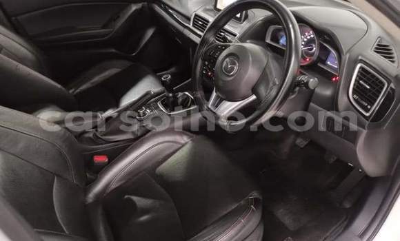 اشتري مستعمل Mazda 3 White سيارة في Hlotse في Leribe اشتري مستعمل Mazda 3 White سيارة في Hlotse في Leribe