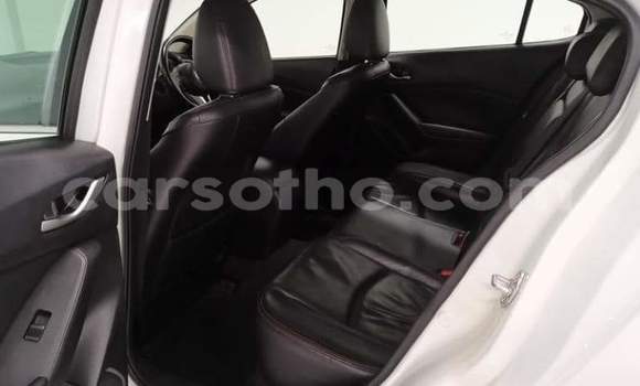 اشتري مستعمل Mazda 3 White سيارة في Hlotse في Leribe اشتري مستعمل Mazda 3 White سيارة في Hlotse في Leribe