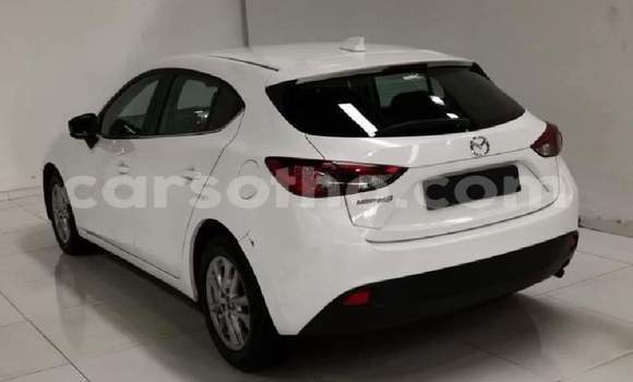 اشتري مستعمل Mazda 3 White سيارة في Hlotse في Leribe اشتري مستعمل Mazda 3 White سيارة في Hlotse في Leribe