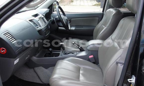 Sayi Na hannu Toyota Hilux Black Mota in Quthing a Butha-Buthe Sayi Na hannu Toyota Hilux Black Mota in Quthing a Butha-Buthe