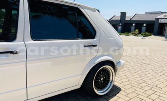 اشتري مستعمل Volkswagen Golf White سيارة في Maseru في Maseru اشتري مستعمل Volkswagen Golf White سيارة في Maseru في Maseru