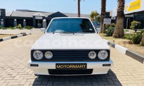 اشتري مستعمل Volkswagen Golf White سيارة في Maseru في Maseru اشتري مستعمل Volkswagen Golf White سيارة في Maseru في Maseru