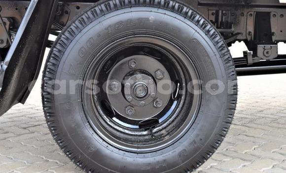 اشتري مستعمل Nissan UD White شاحنة في Maseru في Maseru اشتري مستعمل Nissan UD White شاحنة في Maseru في Maseru