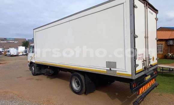 اشتري مستعمل Caterpillar 120 White شاحنة في Maseru في Maseru اشتري مستعمل Caterpillar 120 White شاحنة في Maseru في Maseru