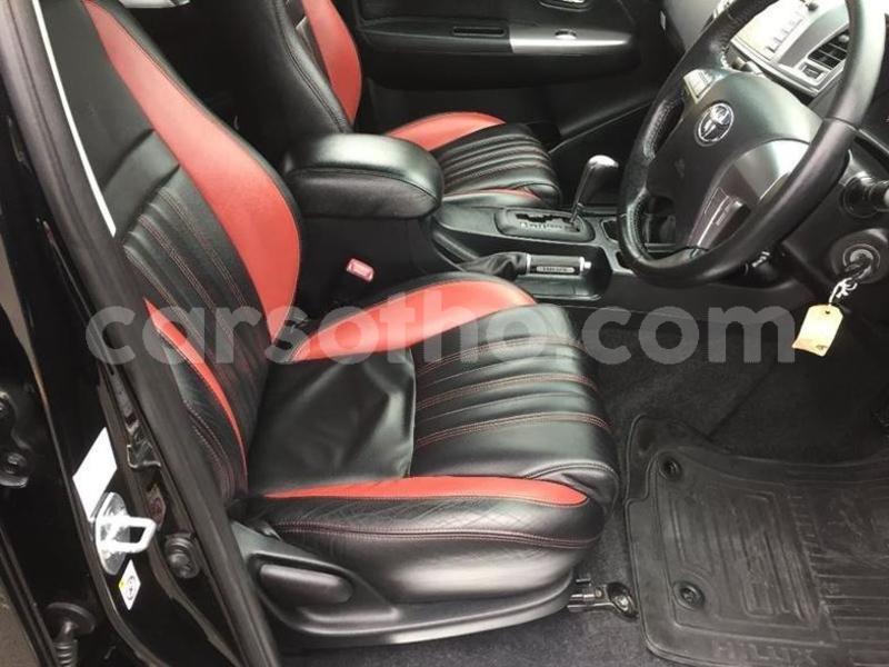 Big with watermark 2015 toyotahilux 3.0 3