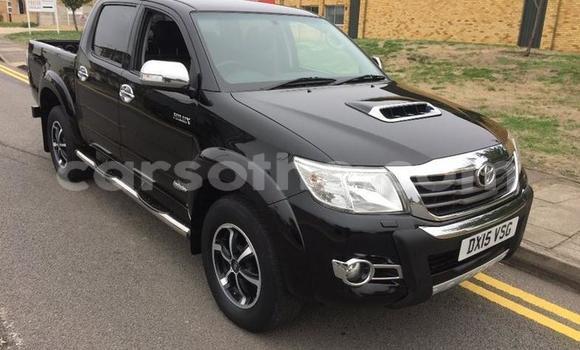 Sayi Na hannu Toyota Hilux Black Mota in Mokhotlong a Berea Sayi Na hannu Toyota Hilux Black Mota in Mokhotlong a Berea