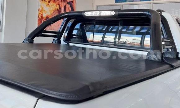 اشتري مستعمل Toyota Hilux White سيارة في Maputsoe في Leribe اشتري مستعمل Toyota Hilux White سيارة في Maputsoe في Leribe