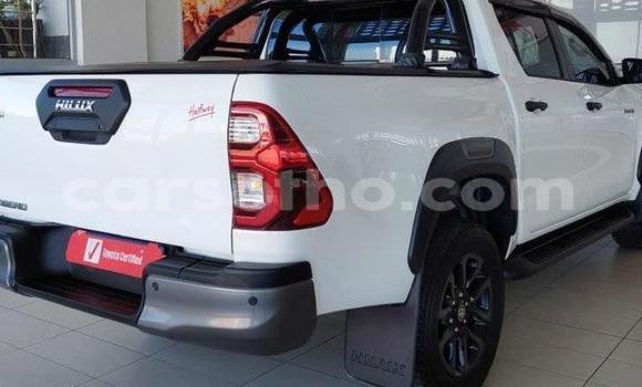 اشتري مستعمل Toyota Hilux White سيارة في Maputsoe في Leribe اشتري مستعمل Toyota Hilux White سيارة في Maputsoe في Leribe