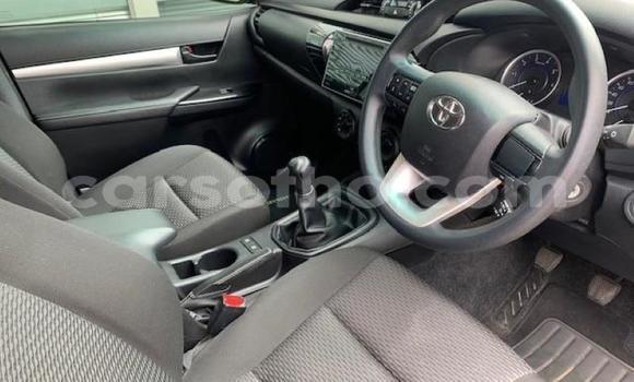 اشتري مستعمل Toyota Hilux Silver سيارة في Maseru في Maseru اشتري مستعمل Toyota Hilux Silver سيارة في Maseru في Maseru