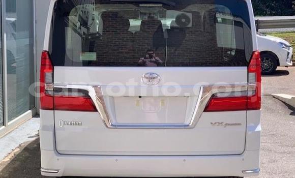 اشتري مستعمل Toyota Commuter White سيارة في Maseru في Maseru اشتري مستعمل Toyota Commuter White سيارة في Maseru في Maseru