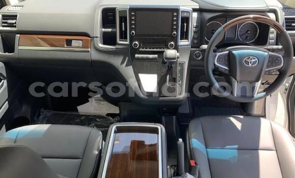اشتري مستعمل Toyota Commuter White سيارة في Maseru في Maseru اشتري مستعمل Toyota Commuter White سيارة في Maseru في Maseru